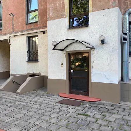 Family Or Group In Silent Center Apartment