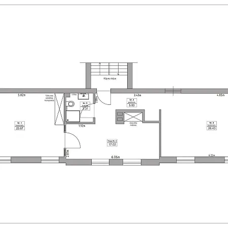 Apartment Family Or Group In Silent Center *