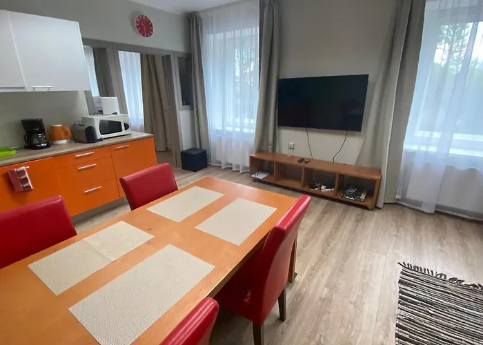 Apartment Family Or Group In Silent Center